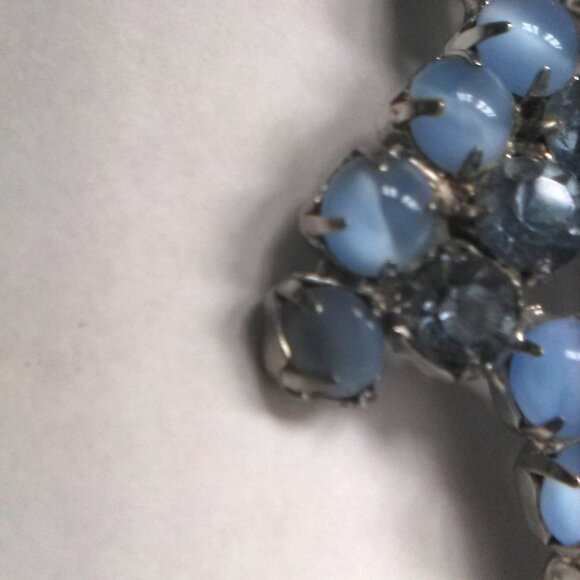 Vintage Blue Moonglow Silver-Tone Brooch - Picture 3 of 6